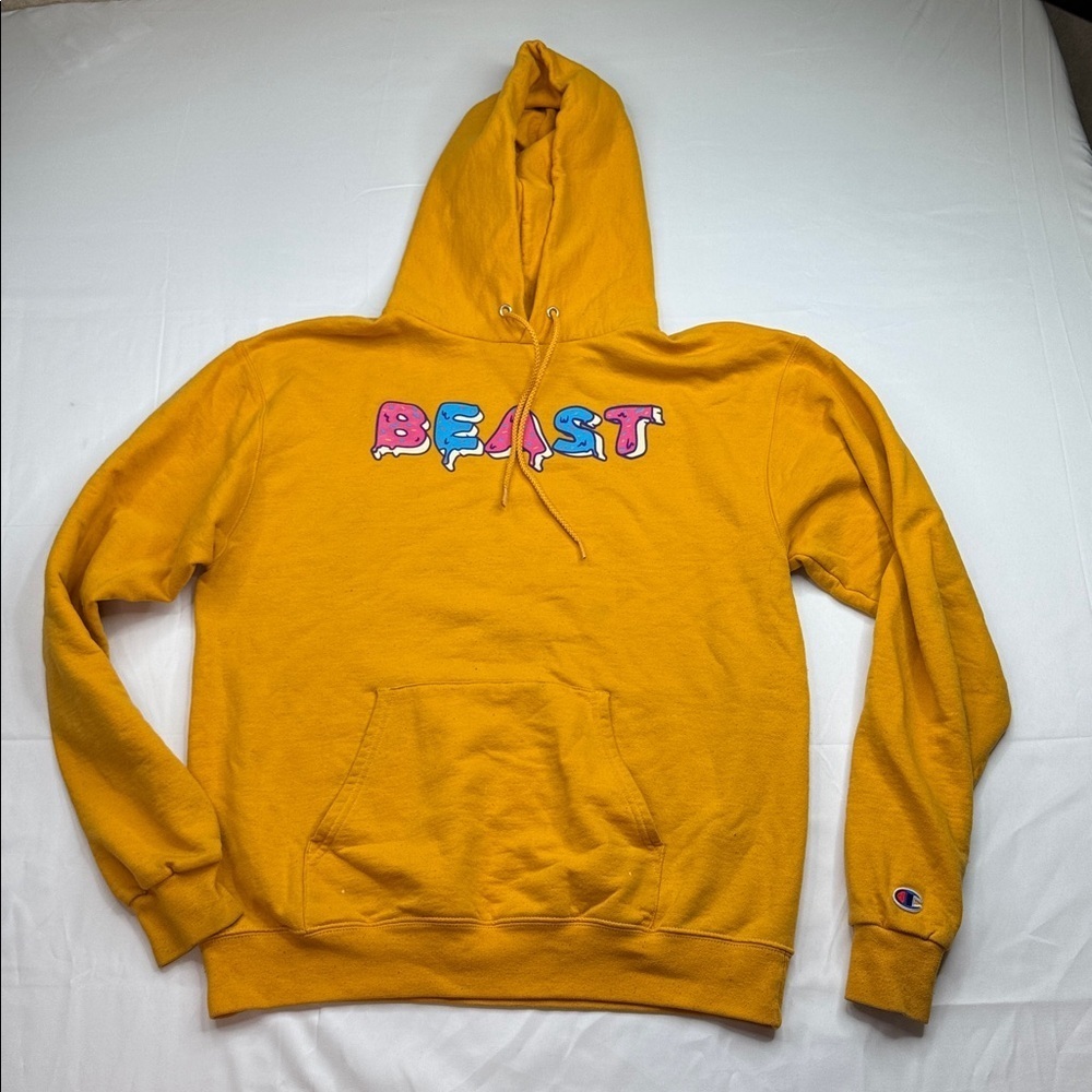 Mr. Beast Champion Mens Hoodie with front pocket, Yellow, medium no size tag